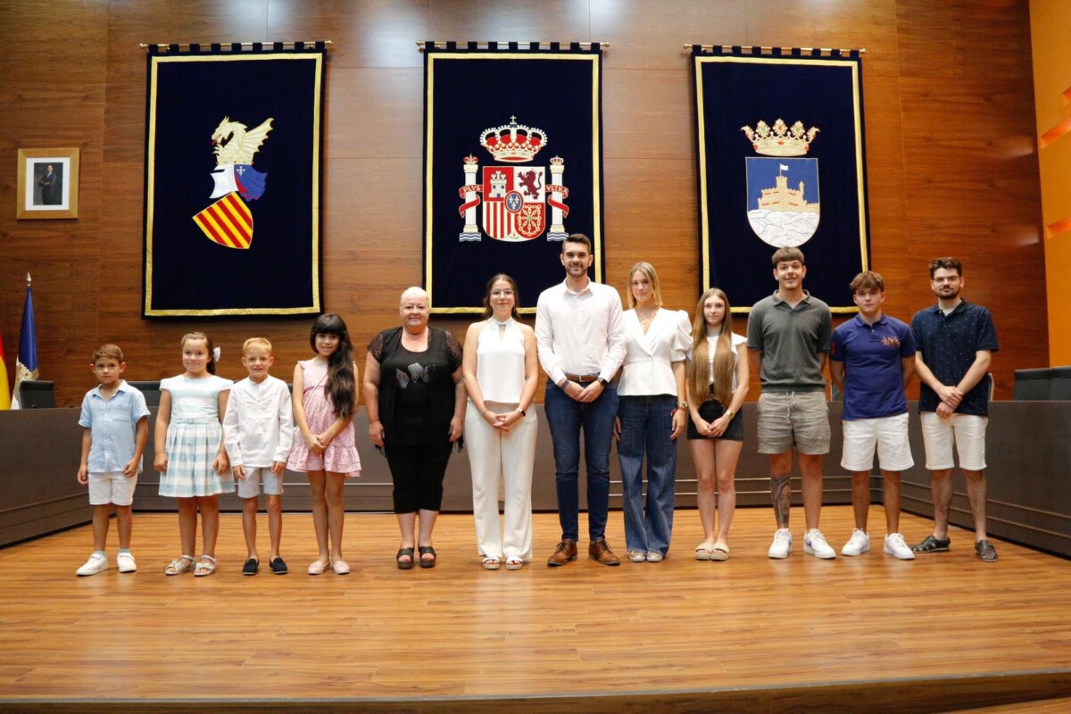 Nuevas reinas de las fiestas de la Virgen de la Paciencia, en Oropesa del Mar