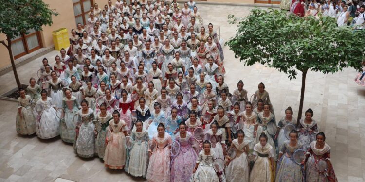 Preseleccionadas para la elección de las falleras Mayores de Valencia 2025