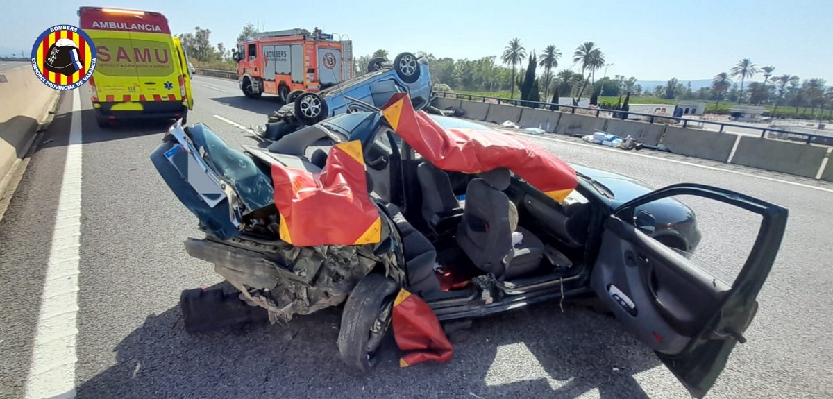 Accidente de tráfico en la A-7 a su paso por l'Alcúdia