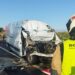 Accidente entre una furgoneta y un camión en la AP-7 a su paso por Alcalà de Xivert