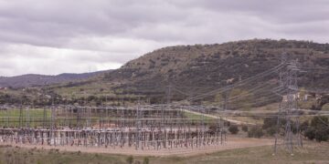 Línia de Molt Alta Tensió