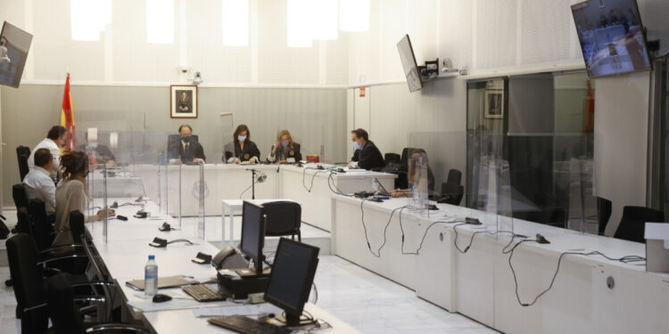 Cinco años de prisión por asaltar a dos menores a las que chupó los pies en Aspe