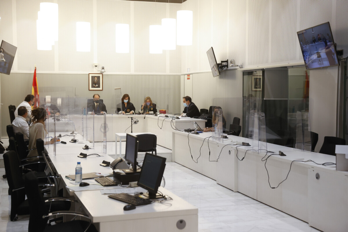 Cinco años de prisión por asaltar a dos menores a las que chupó los pies en Aspe