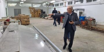 Donació mobiliari mercats municipals a Paiporta i Aldaia