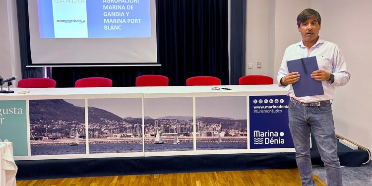 Eduardo Olivares, durante la Asamblea de Marinas CV
