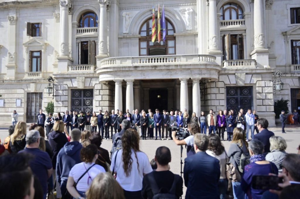 Minuto de silencio en Valencia en el aniversario de la DANA