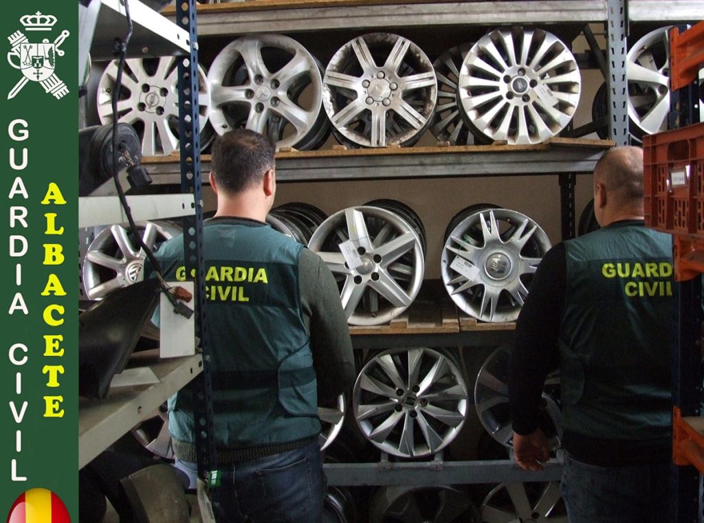 Piezas de vehículos sustraídas en Almansa