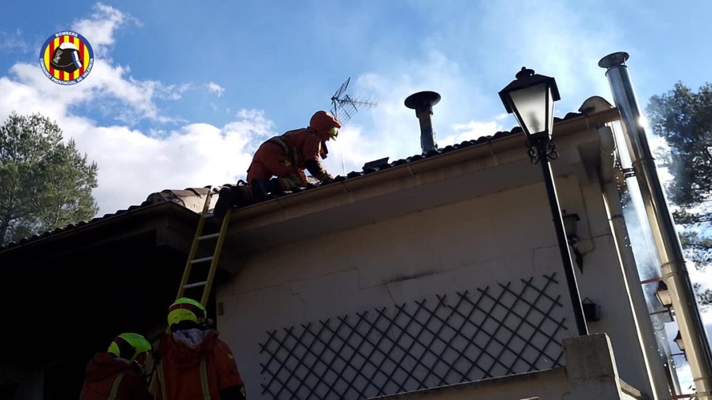 incendio de vivienda en Bocairent