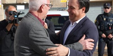 Pérez Llorca en su visita a Paiporta