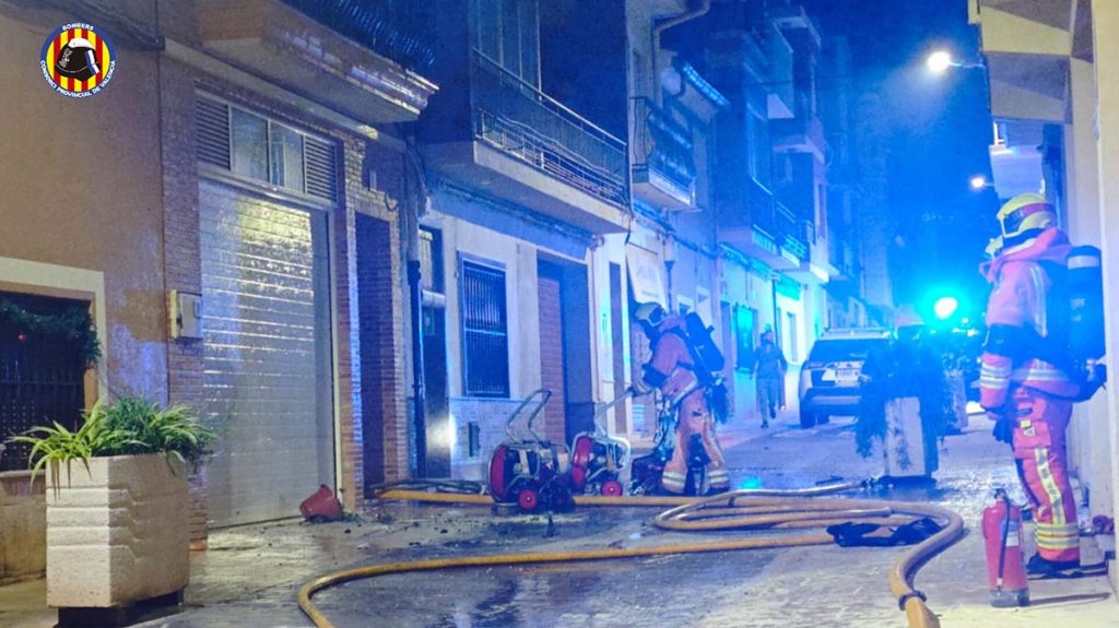 incendio de una vivienda de Alcudia de Crespins