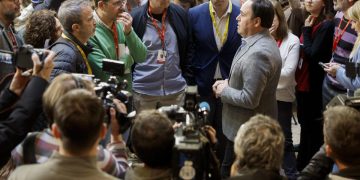 Pérez Llorca encabezará la delegación valenciana en la Feria Berlín Fruit Logística