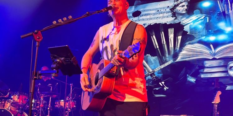 Concierto de Celtas Cortos en el Roig Arena