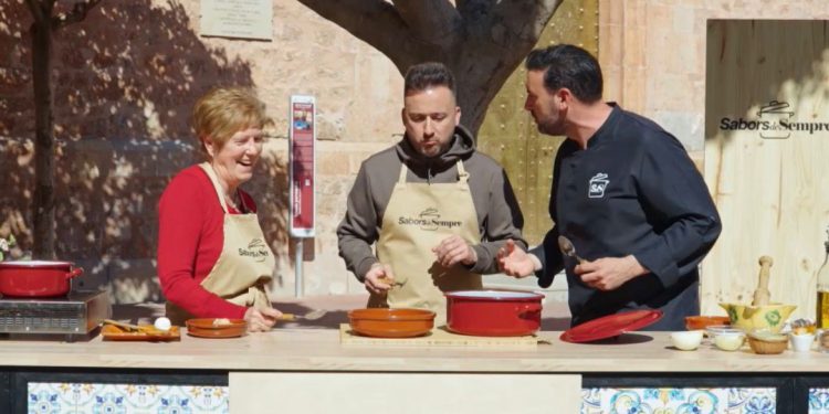 Carmen i Jacobo amb el Xef Rubén Fenollar en Xilxes en Sabors de Sempre