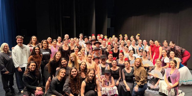 Encuentro anual de escuelas de danza de Burriana