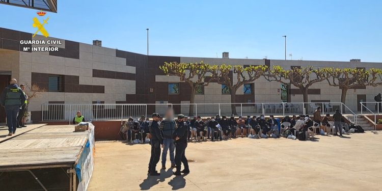 migrantes en semi esclavitud en Nules