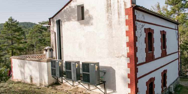 Casa forestal de Pereroles