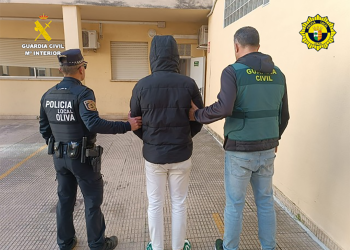 Robo en un bar de Oliva