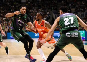 Valencia Basket conquista el Martin Carpena