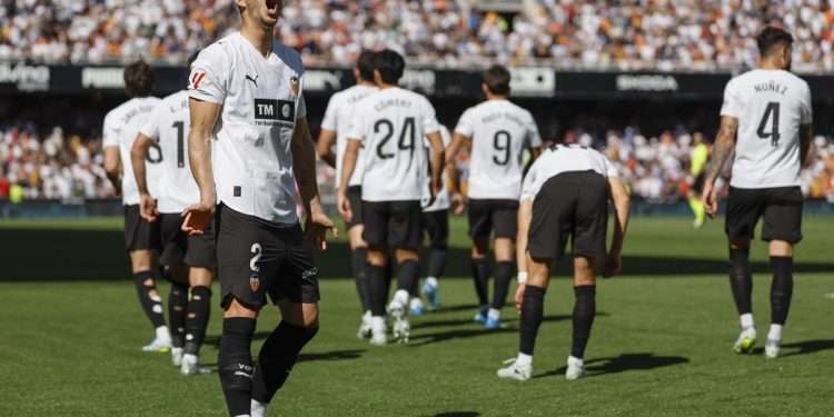 El Valencia CF se hunde en la segunda parte en Mestalla 01