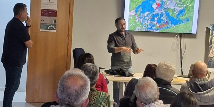 Reunión informativa sobre el Acuerdo de Custodia forestal en Vall de Almonacid