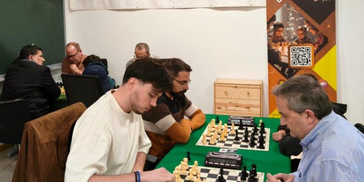 Primer torneo profesional de ajedrez de Russafa