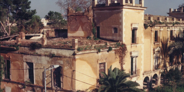 Palacio de los Condes de Ròtova en Moncada antes de la rehabilitación