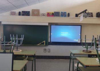 Aula vacía de un centro educativo valenciano.
