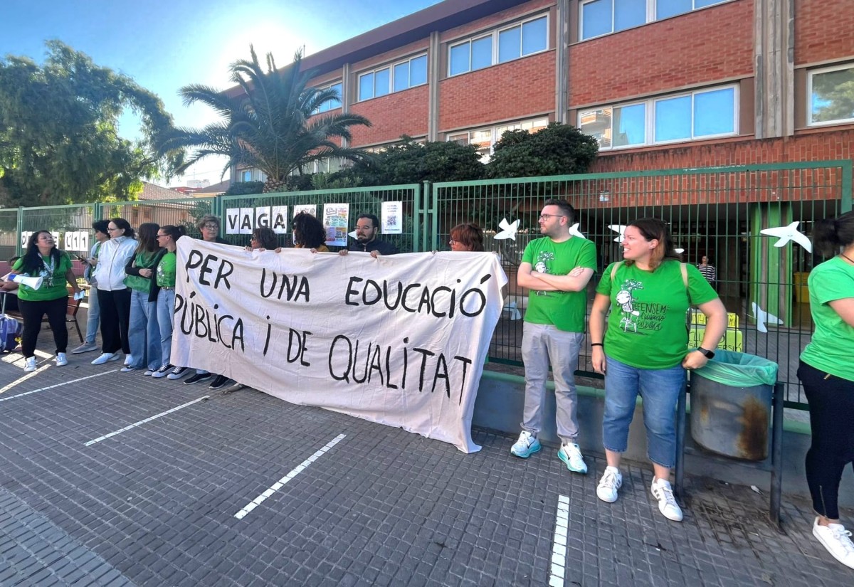 Piquete de profesores en un centro educativo valenciano.